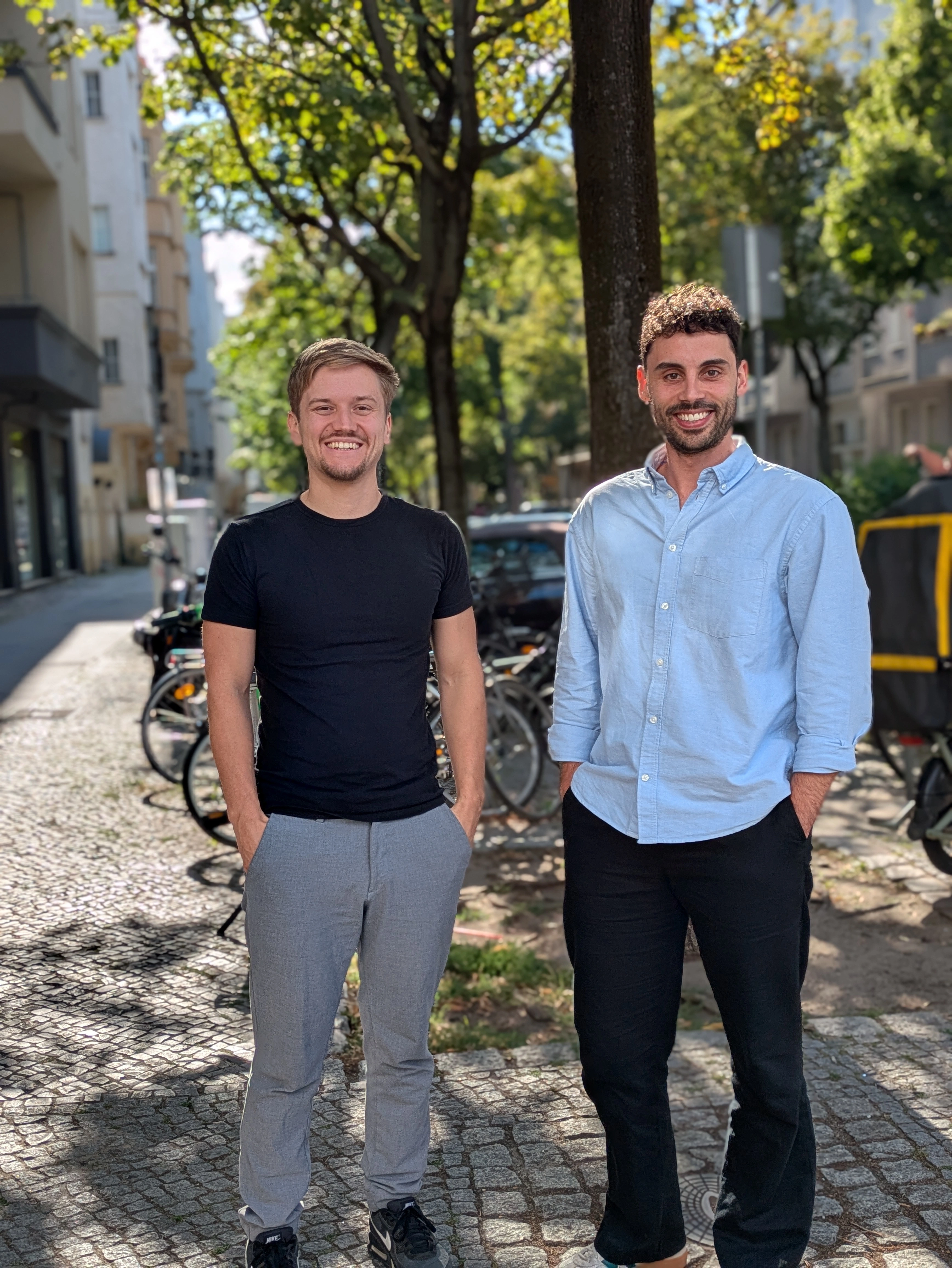 Christoph Bogner und Thomas Stimakovits vom Patholux-Team